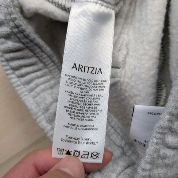 Aritzia Joggers Womens Medium Sweatfleece Cozy Fleece Mega Fit Gray Cargo - Picture 4 of 12